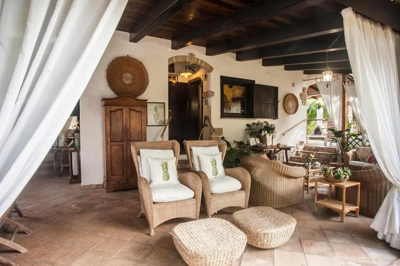 Villa Stella Santa Margherita di Pula Holiday home